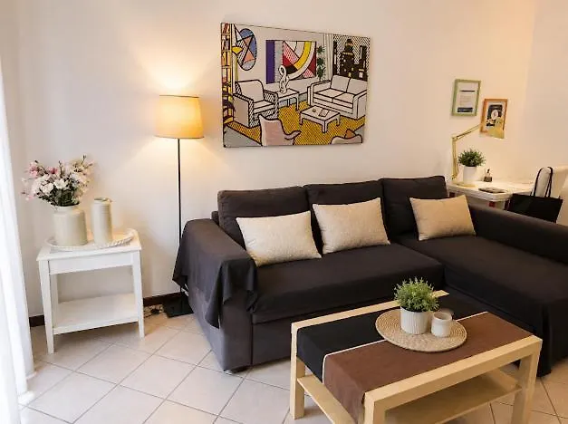 14 - Delizioso In Centro- 200 Mt Da Metro B Appartement